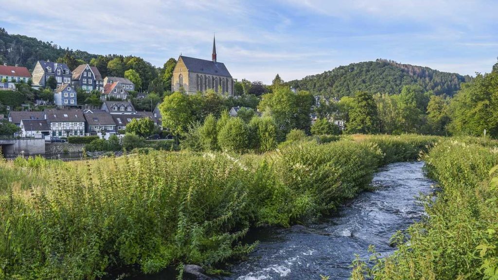 Village Ruisseau